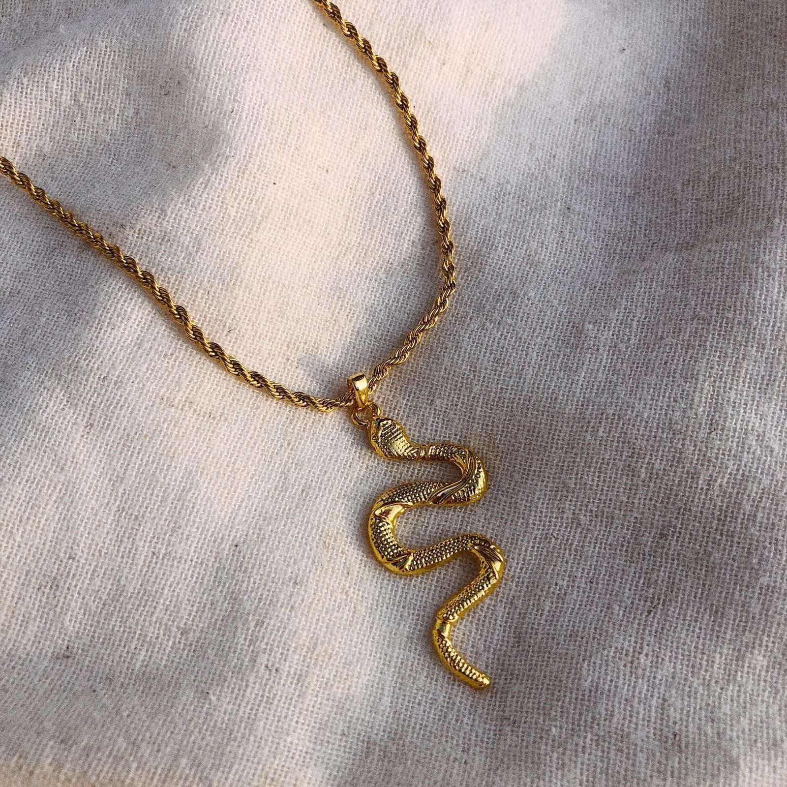 قلادة ذهبية على شكل ثعبان للبيع بالجملة 3 Toptan Yılan Figürlü Gold Kolye - الصورة 3