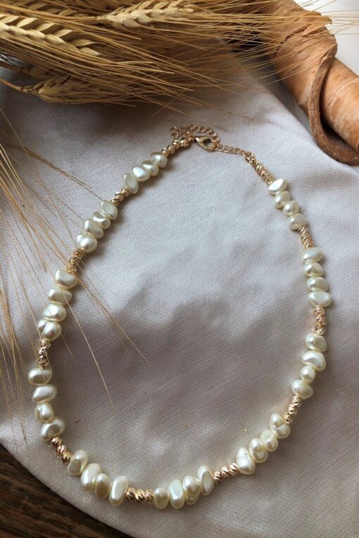 Collier court de perles baroques en gros