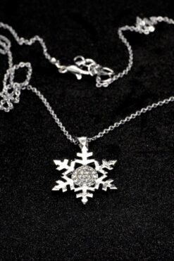 Toptan Gümüş Renk Zirkon Taşlı Büyük Kar Tanesi Kolye 849 3 b2f8f92cf7254eac88dbbcaf52bc4968