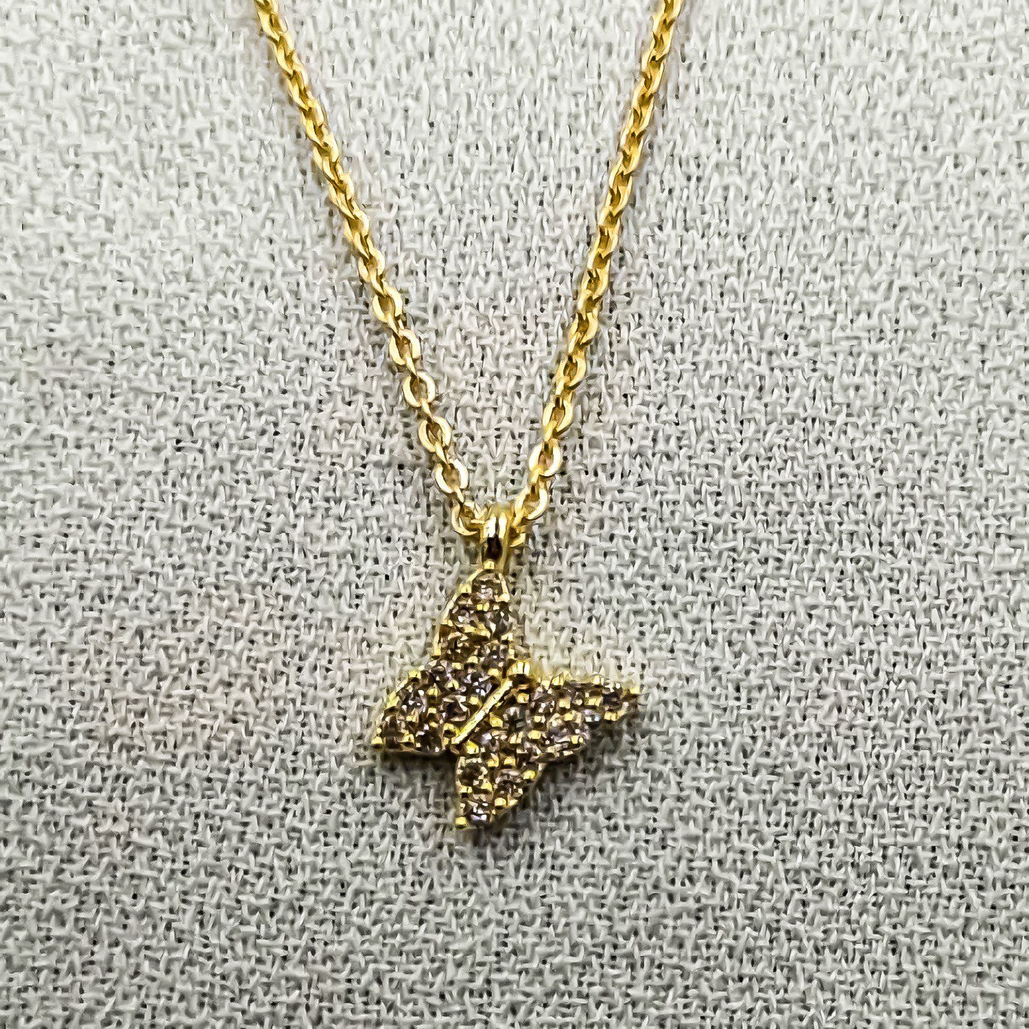 قلادة فراشة من حجر الزركون باللون الذهبي للبيع بالجملة 951 1 قلادة فراشة من حجر الزركون الذهبي الملون بالجملة 951