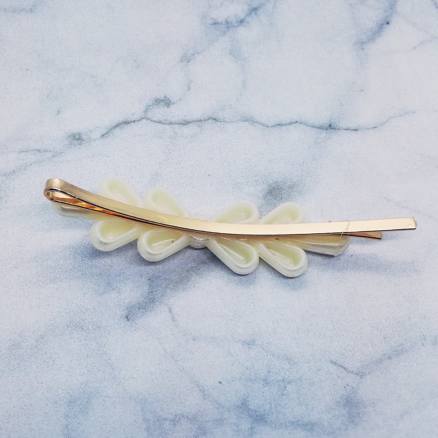 Toptan İncili Yan Toka - 1237 2 Toptan İncili Yan Toka - 1237 - Görsel 2