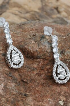 Toptan Gümüş Renk Çivi Zirkon Küpe - 1261 5 165c865a4e164cac933384ef4fc42f92