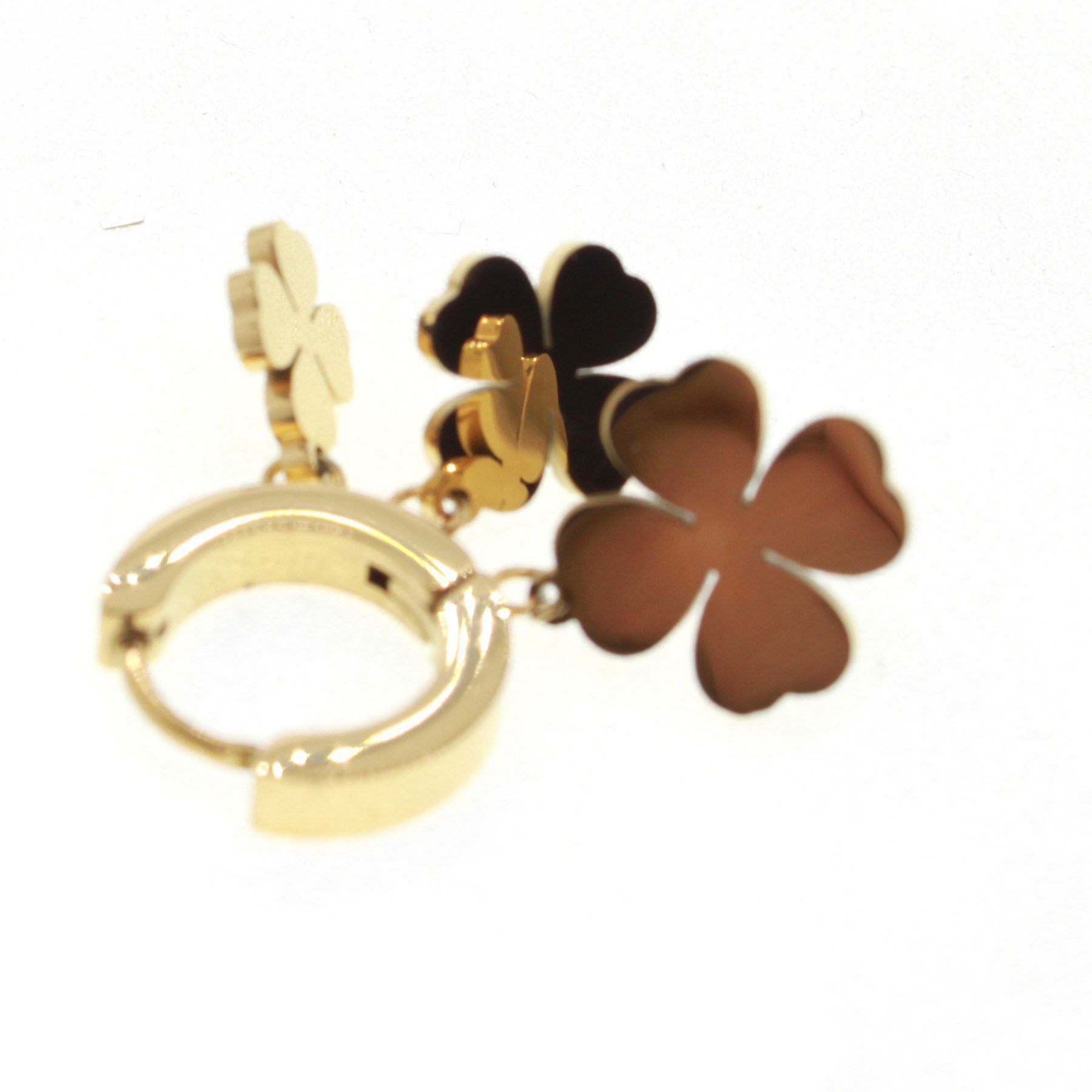 Boucles d'oreilles pendantes en acier couleur or Mengec Three Clover - 1585 2 Toptan Altın Renk Mengeç Üç Yonca Sallantılı  Çelik Küpe - 1585 – Image 2