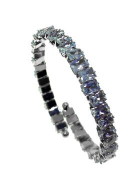 03a3ccb3e9c04b70a964930cd92dfb05