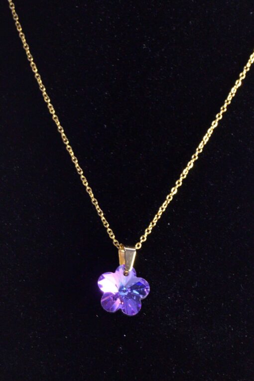 Collier en acier couleur or et violet avec trèfle - 2470
