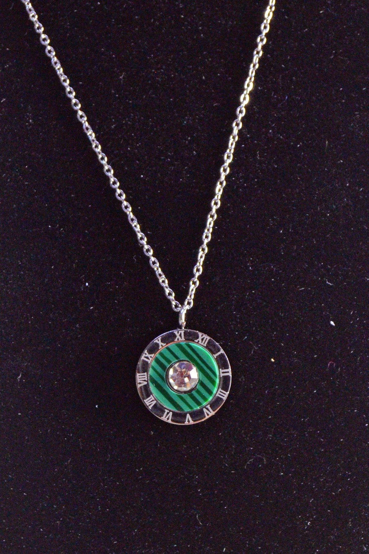 Toptan Gümüş Renk Roma Çelik Kolye - 2443 1 Toptan Gümüş Renk Roma Çelik Kolye - 2443