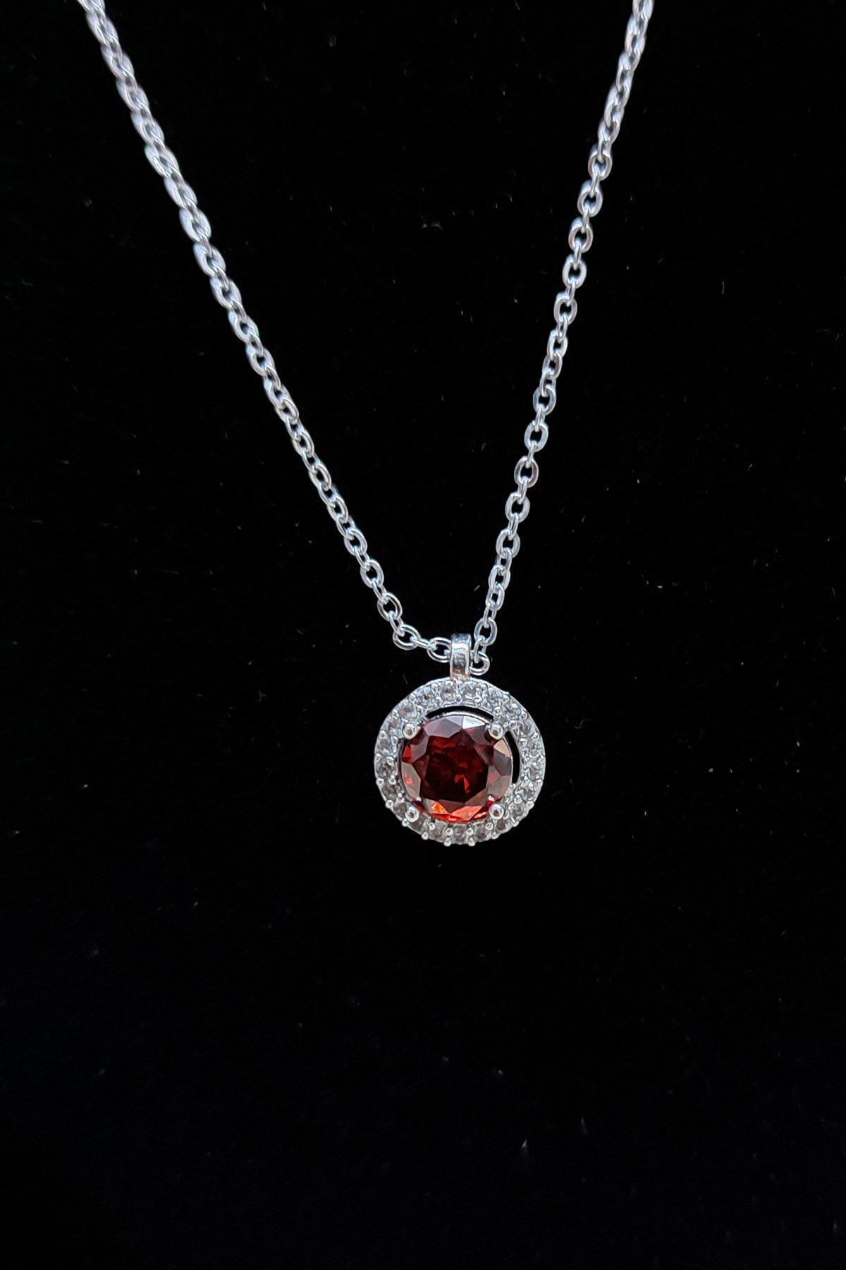 Toptan Gümüş Renk Kahverengi Taş Yuvarlak Model Zirkon Kolye - 2734 1 الجملة قلادة زركون موديل حجر بني فضي اللون مستدير الشكل من الزركون - 2734