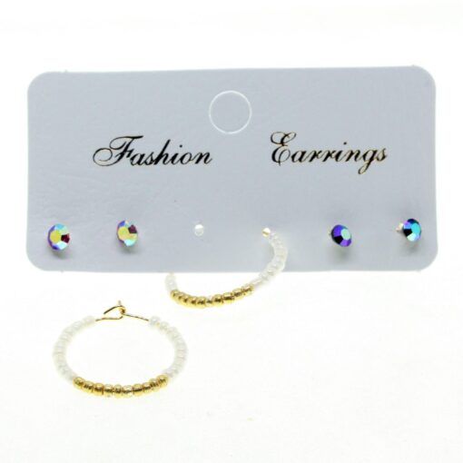 Boucles d'oreilles en perles blanches rondes combinées couleur or en gros - 2830
