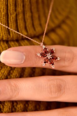 Toptan Altın Renk Garnet Smoked Topaz Taşlı Kamelya Lotus Çiçeği Kadın Zirkon Kolye - 2925 3 d801a3dc1fb540c0b191193e6b7c75d3