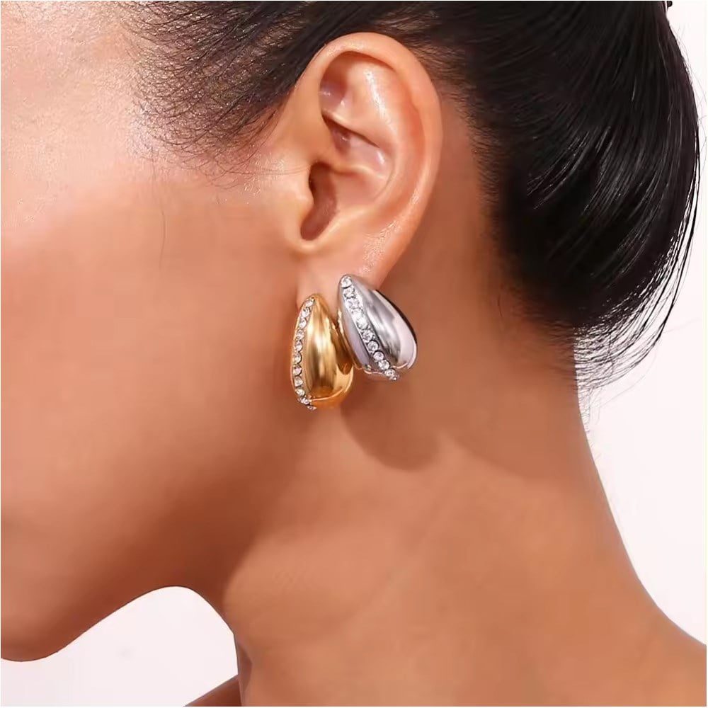 Toptan Altın Renk Zirkon Taş Gözyaşı Bottega Küpe Vip Kararmaz Solmaz Çelik Küpe - 3029 2 Toptan Altın Renk Zirkon Taş Gözyaşı Bottega Küpe Vip Kararmaz Solmaz Çelik Küpe - 3029 – Bild 2