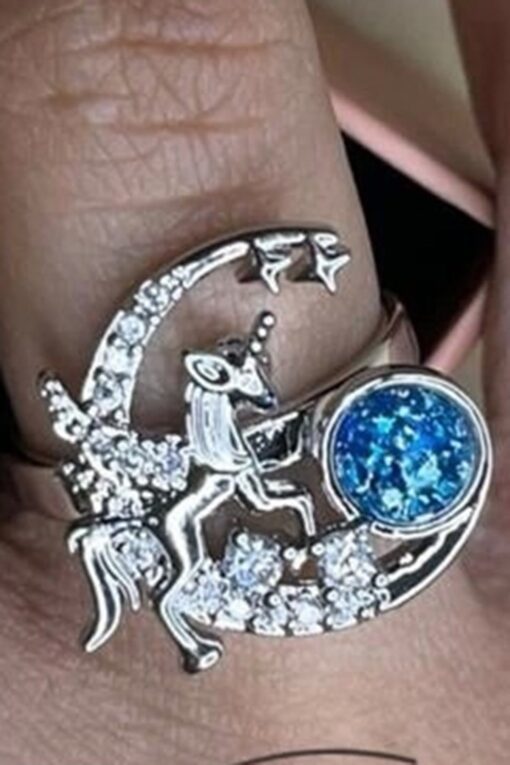 Toptan Gümüş Renk Mavi Küre Ve Unicorn Model Gezegen Zirkon Taşlı Çelik Ayarlanabilir Çelik Yüzük- 3098