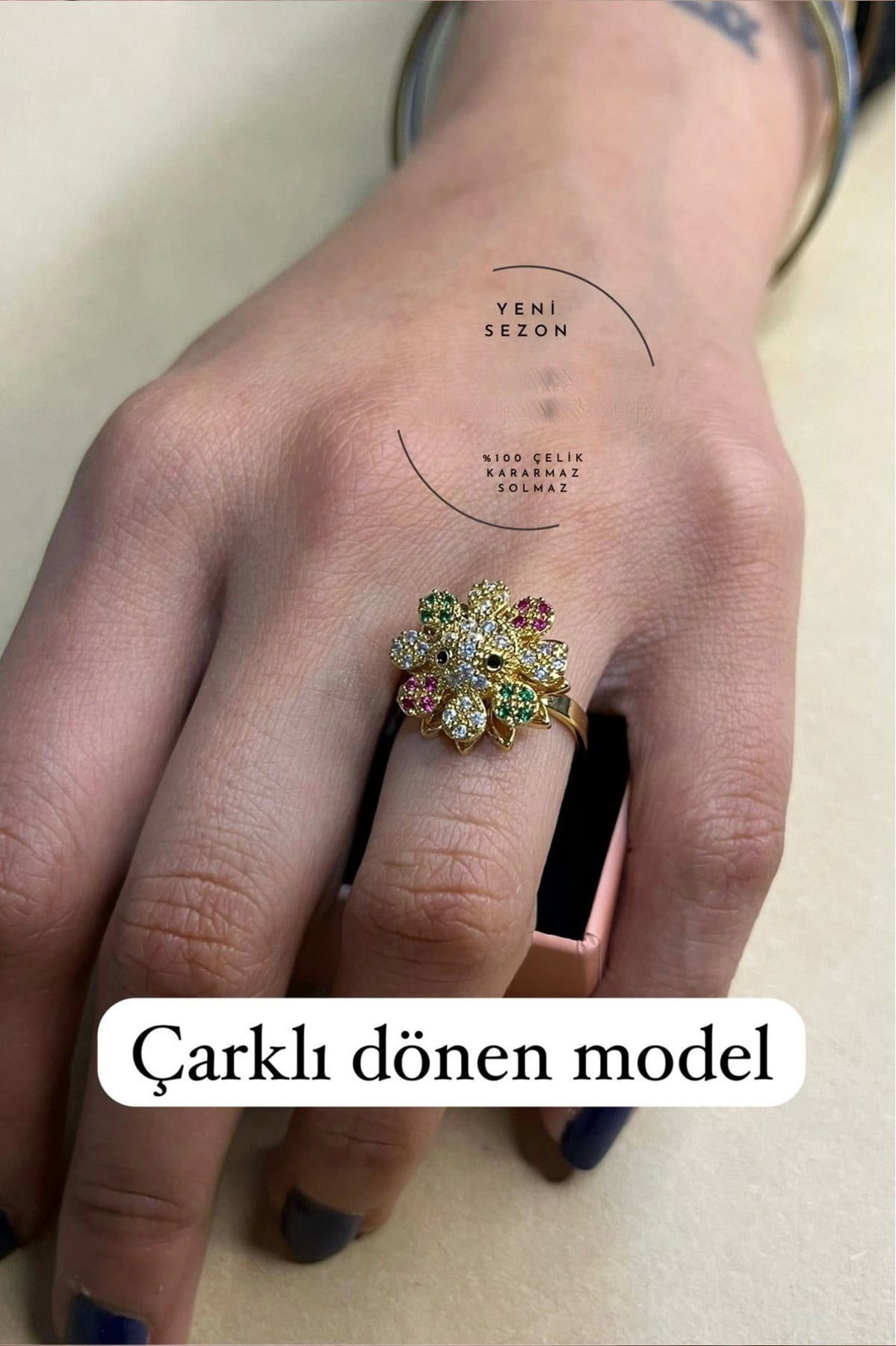 Toptan Altın Renk Yeşil Kırmızı Zirkon Taş İşlemeli Model Ucu Dönen Ayarlanabilir Çelik Yüzük - 3085 2 Toptan Altın Renk Yeşil Kırmızı Zirkon Taş İşlemeli Model Ucu Dönen Ayarlanabilir Çelik Yüzük - 3085 - Görsel 2