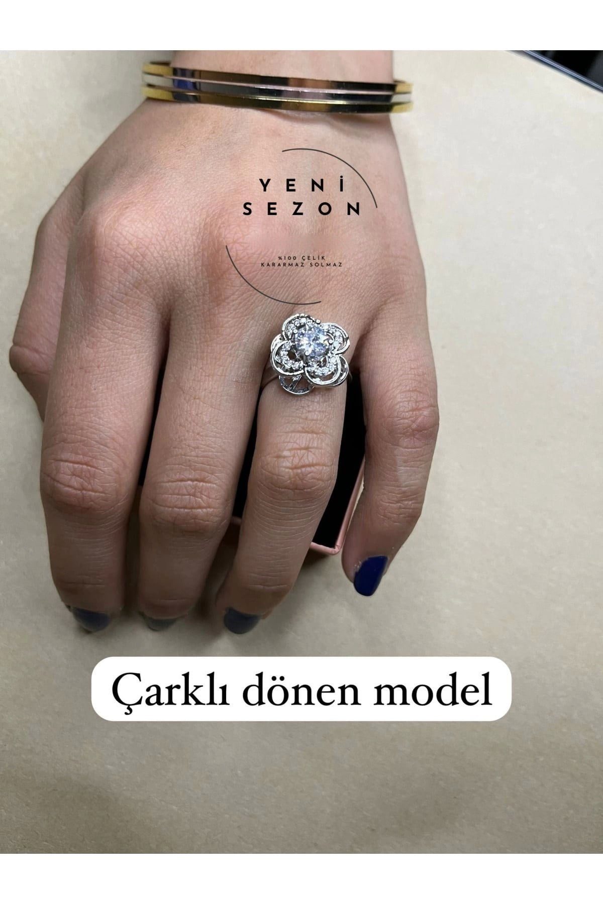 Toptan Gümüş Renk Ortası Taşlı One Craft Model Zirkon Taşlı Ayarlanabilir Ucu Dönen Çelik Yüzük - 3093 2 Toptan Gümüş Renk Ortası Taşlı One Craft Model Zirkon Taşlı Ayarlanabilir Ucu Dönen Çelik Yüzük - 3093 - Image 2