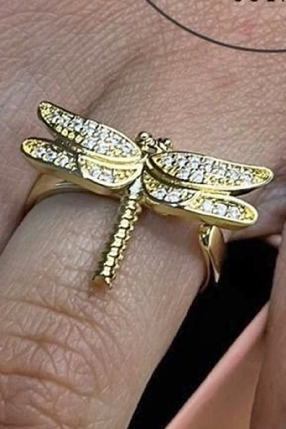 Toptan Altın Renk Yusufçuk Zirkon Taşlı Model Ayarlanabilir Çelik Yüzük - 3112 1 Toptan Altın Renk Yusufçuk Zirkon Taşlı Model Ayarlanabilir Çelik Yüzük - 3112