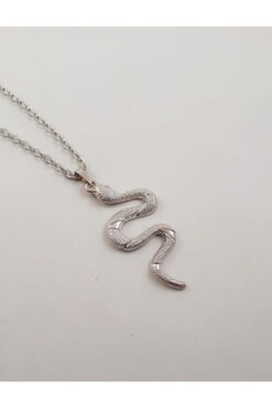 Großhandel Schlange Figured Halskette Silber Farbe