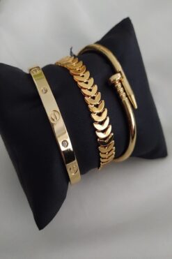 Grossiste Bracelet combiné pour femmes en plaqué or avec modèle en arête de poisson et modèle à clous