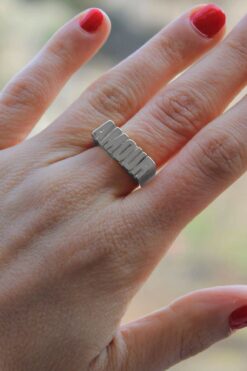 Großhandel Frauen Amour Geschrieben Silber Farbe einstellbar Ring