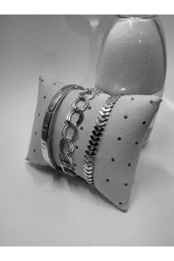 Grossiste Combinaison Femmes Combinaison Plaqué Argent Modèle Plat Kartier Bracelet Double Chaine en Arête de Poisson -1239