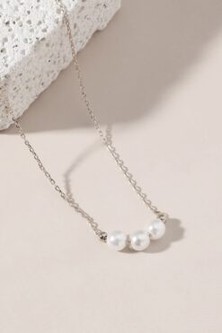 Wholesale Silver Color Round Dorika 3 Pearl Sf Decor Necklace - 2121
