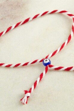 Bracelet Martenitsa en gros - Symbole traditionnel et design significatif - 2797