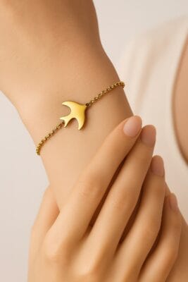Wholesale Gold Color Sf Bird Steel Bracelet - 3378