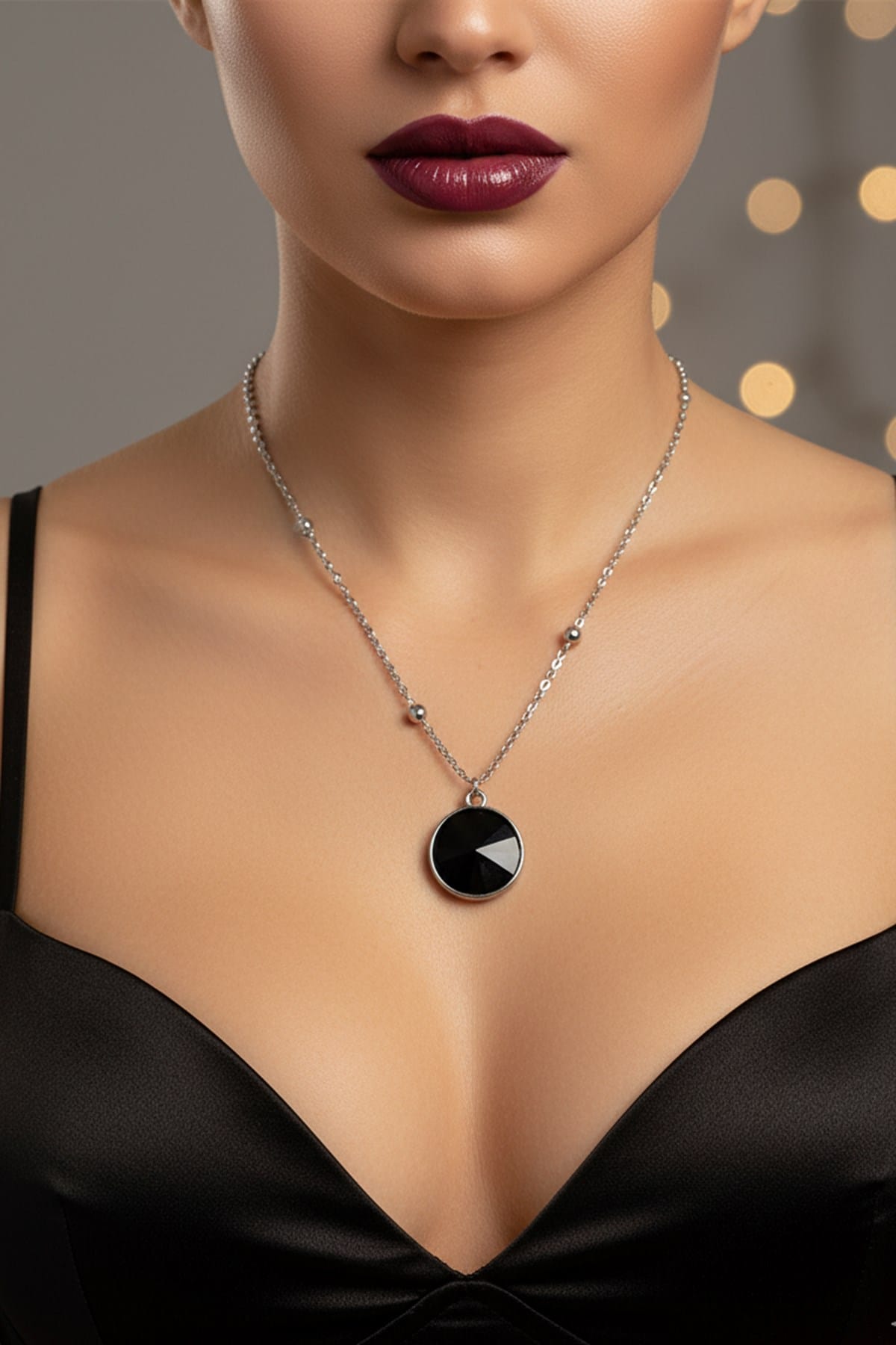 Toptan Gümüş Renk Siyah Taş Yuvarlak Model Top Zincir Çelik Kolye - 3787 3 Toptan Gümüş Renk Siyah Taş Yuvarlak Model Top Zincir Çelik Kolye -  3787 – Image 3