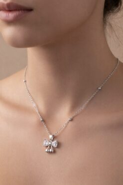 Toptan Gümüş Renk Kalp Fiyonk Model Top Zincir Çelik Kolye- 3854 3 178c6e9084f24ef89f064811b8955aaf