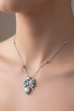 Toptan Gümüş Renk Fiyonk Beyaz Kalp Model Top Zincir Çelik Kolye- 3851 3 69f456c1ed184b85b84bc6173d767432